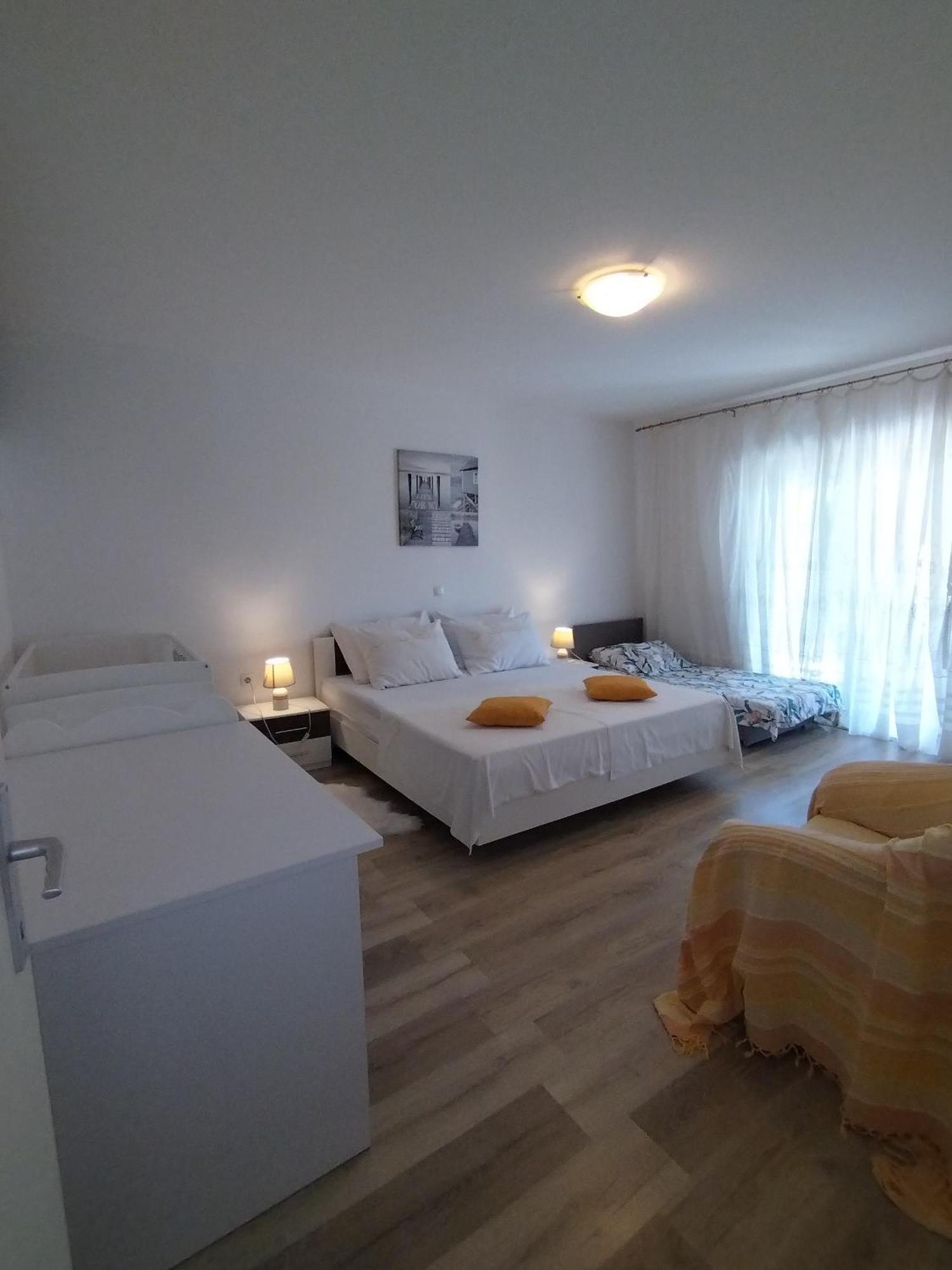 Apartmani Kulin 2 Kaštela Quarto foto